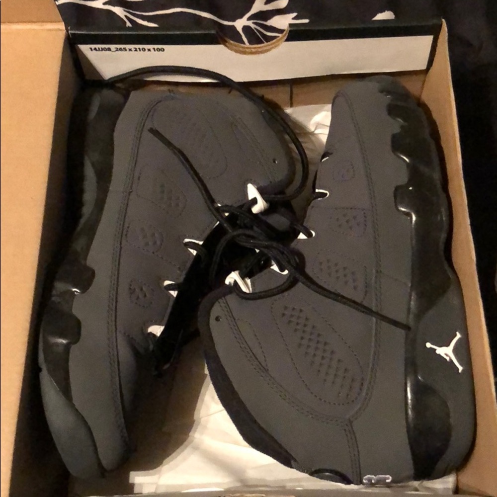 Jordan 9 Retro